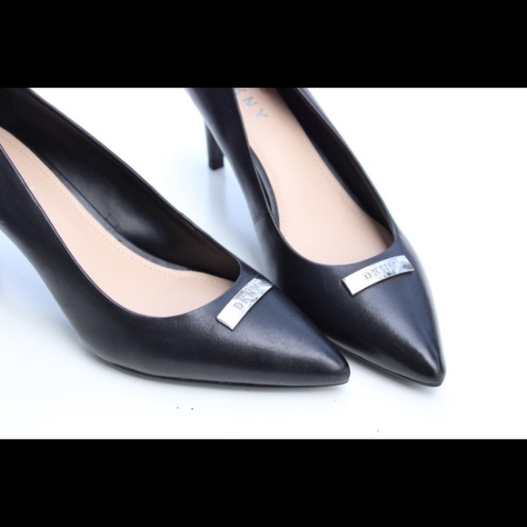DKNY pumps - Picture 3 of 13